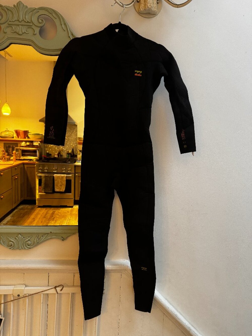 Billabong Synergy Back Zip full wetsuit 4/3 youth size 14